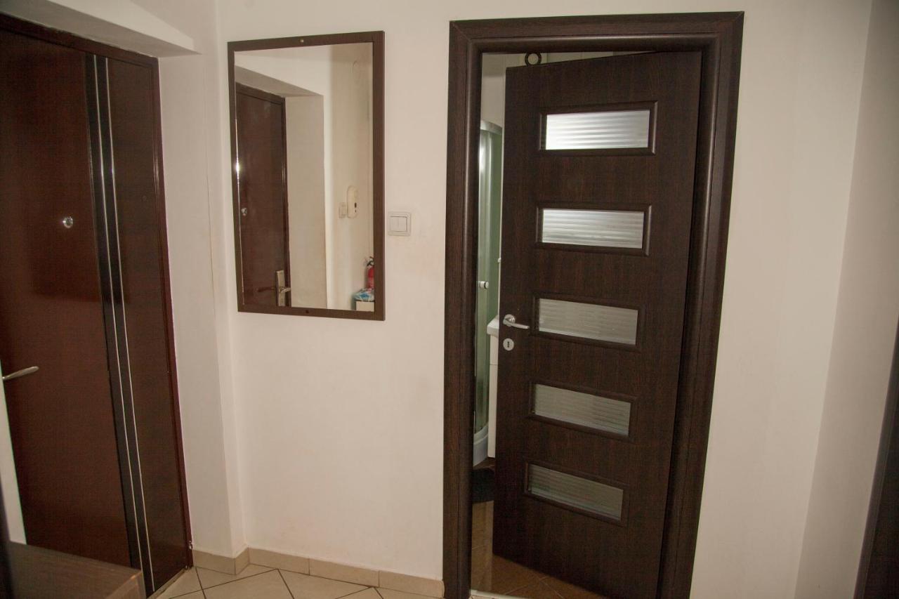 Diana'S Apartment Braşov Buitenkant foto