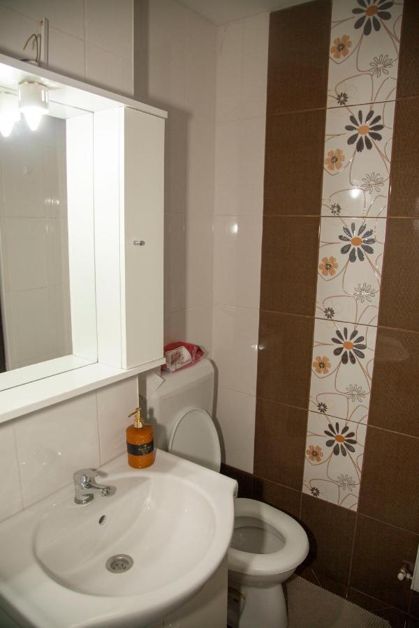 Diana'S Apartment Braşov Buitenkant foto